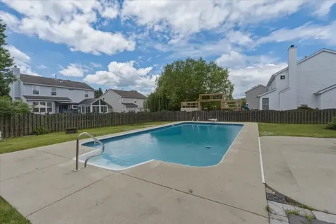 58 West Old Mill Trail Antioch IL 60002
