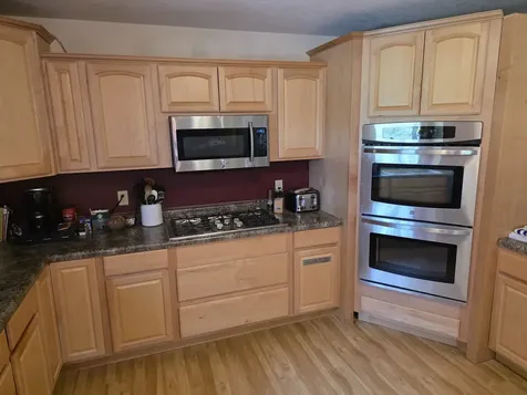 563 Pine Meadow Drive Dixon IL 61021