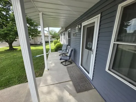 563 Pine Meadow Drive Dixon IL 61021