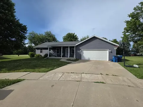 563 Pine Meadow Drive Dixon IL 61021