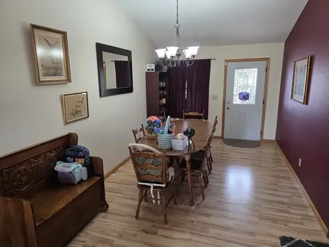 563 Pine Meadow Drive Dixon IL 61021