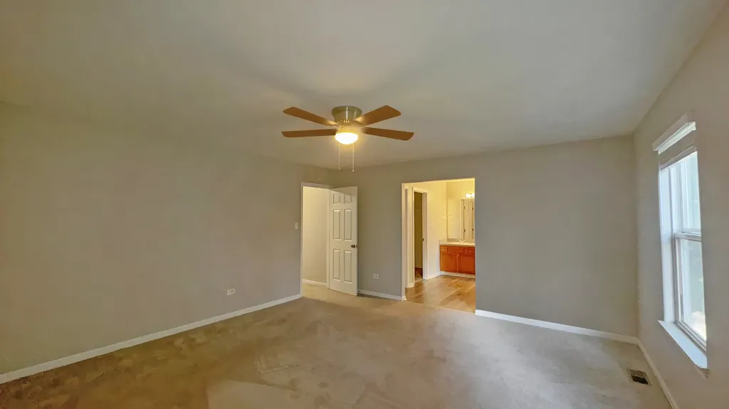 2001 Gray Hawk Drive Plainfield IL 60586