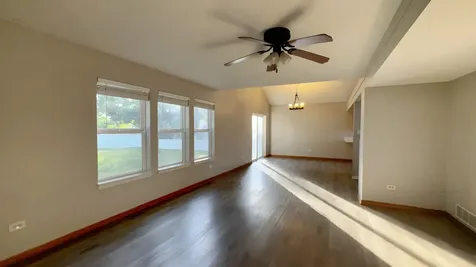 2001 Gray Hawk Drive Plainfield IL 60586