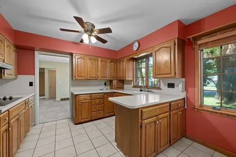 1545 26TH Avenue Rock Island IL 61201