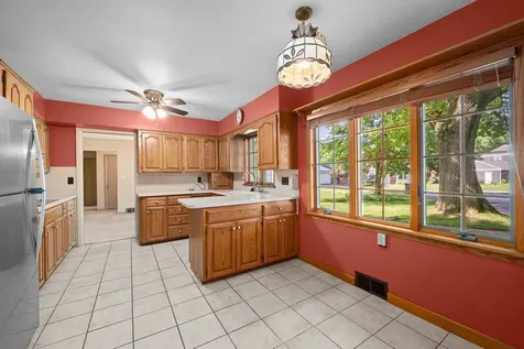 1545 26TH Avenue Rock Island IL 61201