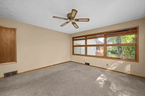 1545 26TH Avenue Rock Island IL 61201