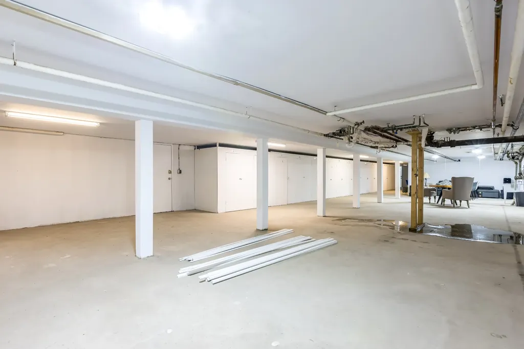 1404 West Estes Avenue Chicago IL 60626