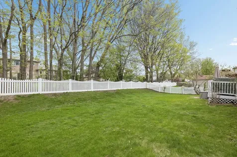 623 Wild Indigo Avenue Romeoville IL 60446