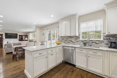 623 Wild Indigo Avenue Romeoville IL 60446