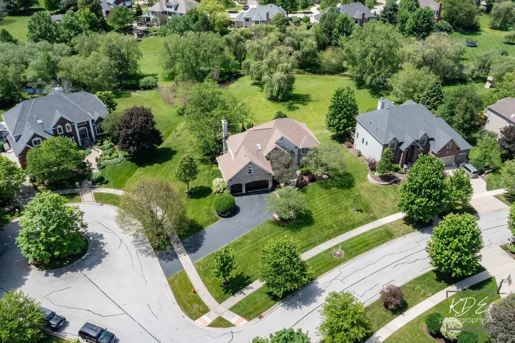 4443 Esquire Circle Naperville IL 60564