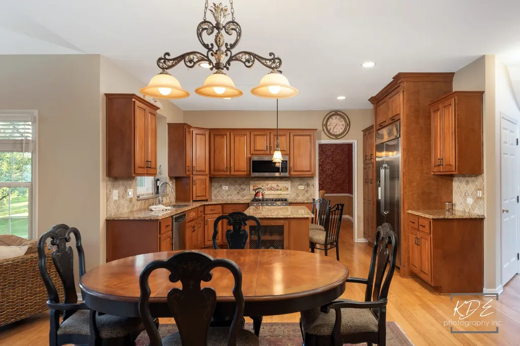 4443 Esquire Circle Naperville IL 60564