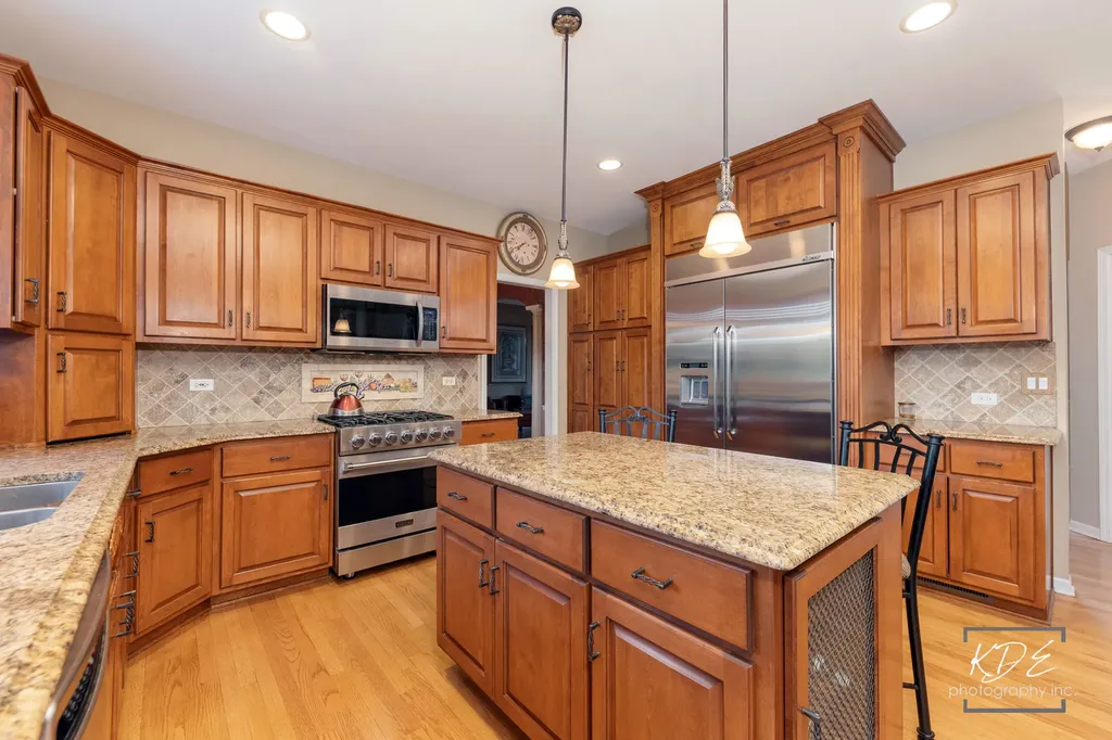 4443 Esquire Circle Naperville IL 60564