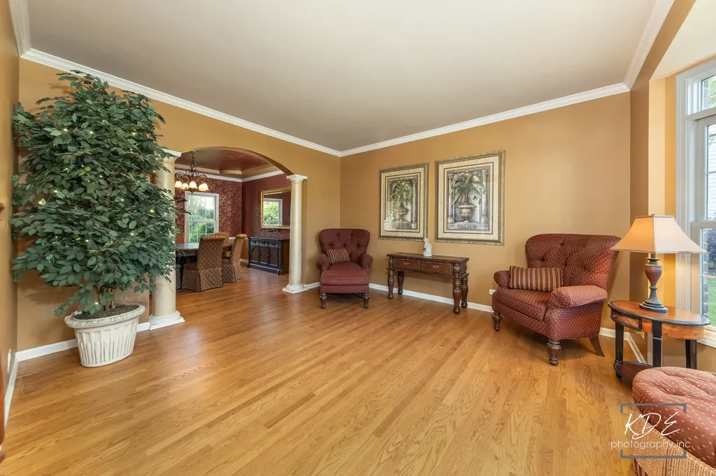 4443 Esquire Circle Naperville IL 60564