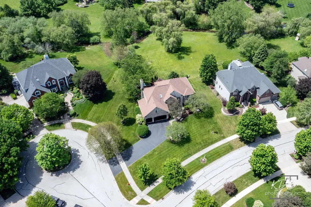 4443 Esquire Circle Naperville IL 60564
