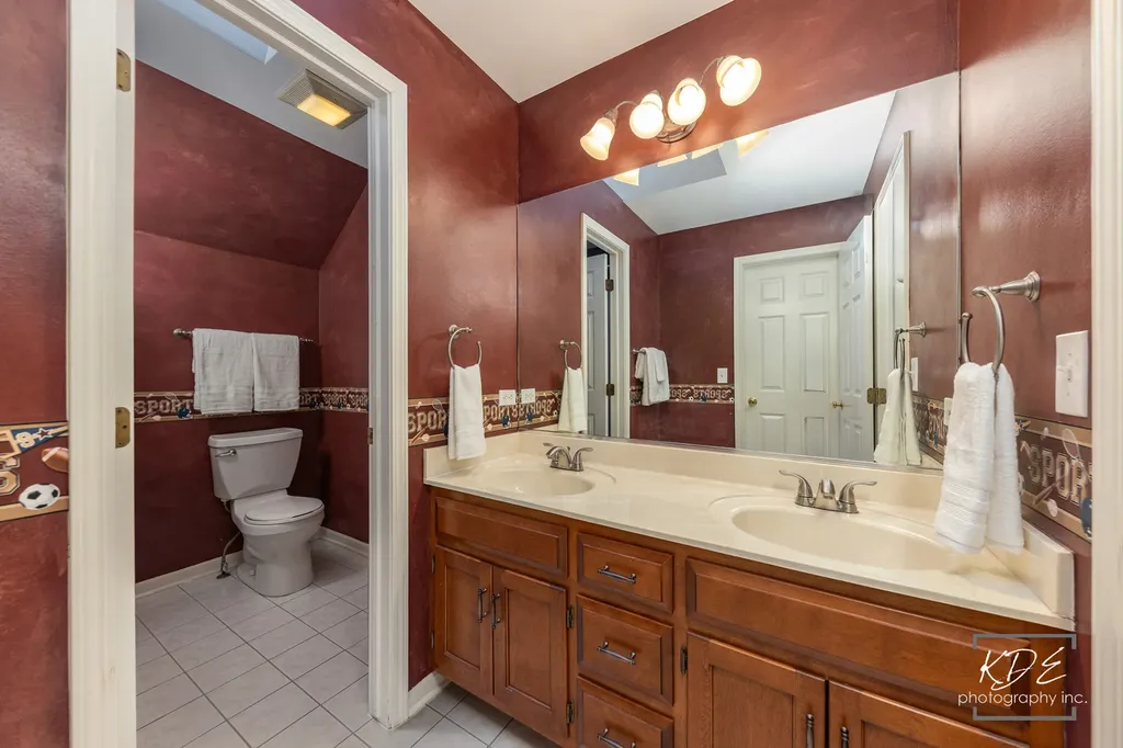 4443 Esquire Circle Naperville IL 60564