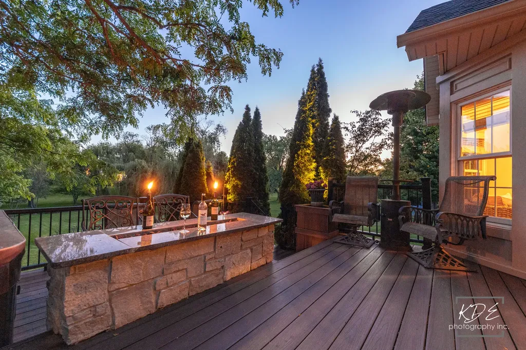 4443 Esquire Circle Naperville IL 60564