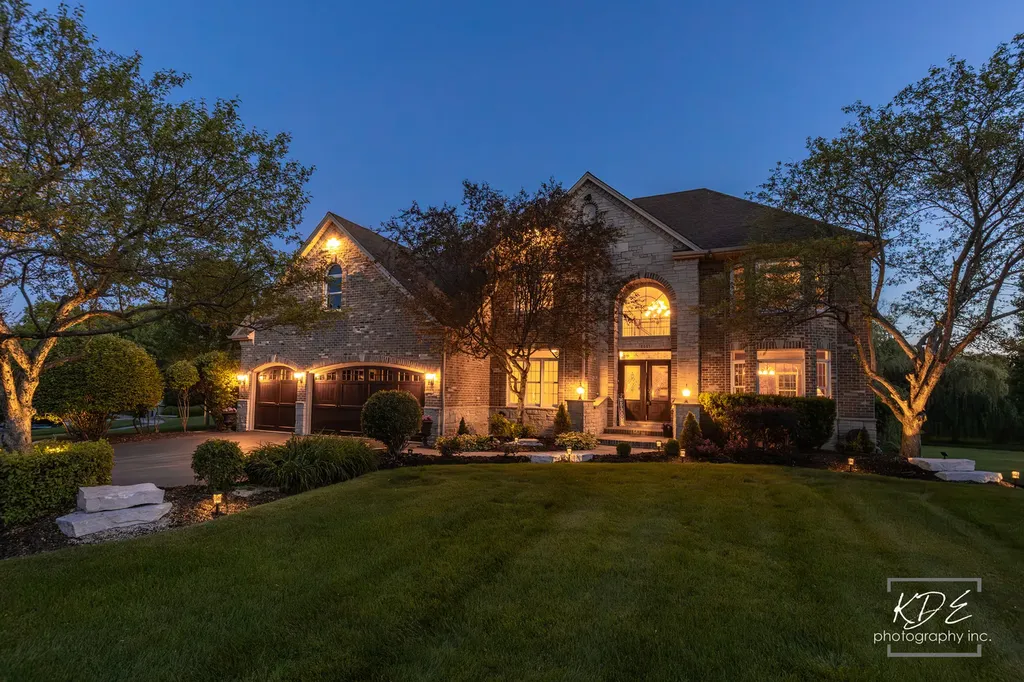 4443 Esquire Circle Naperville IL 60564