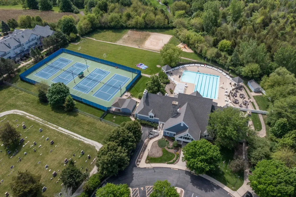 4443 Esquire Circle Naperville IL 60564