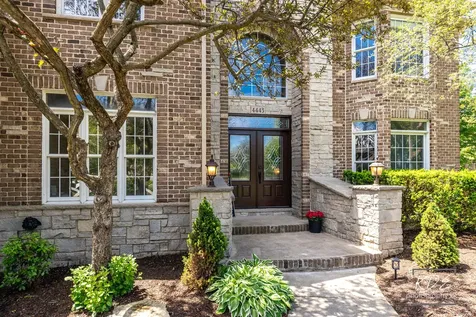 4443 Esquire Circle Naperville IL 60564