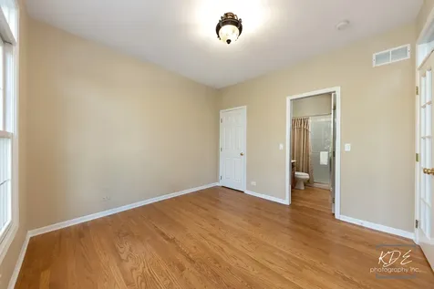 4443 Esquire Circle Naperville IL 60564