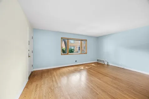 8021 Lake Street River Forest IL 60305