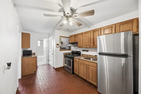 8021 Lake Street River Forest IL 60305