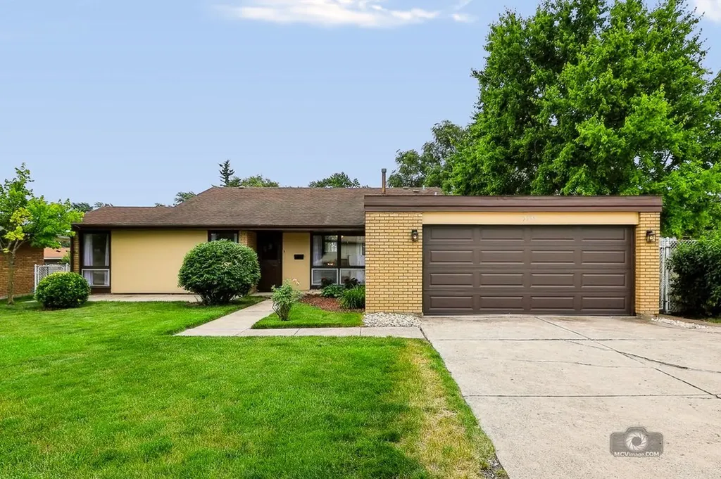 5595 155TH Street Oak Forest IL 60452