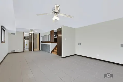 5595 155TH Street Oak Forest IL 60452