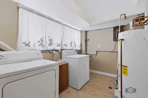 5595 155TH Street Oak Forest IL 60452