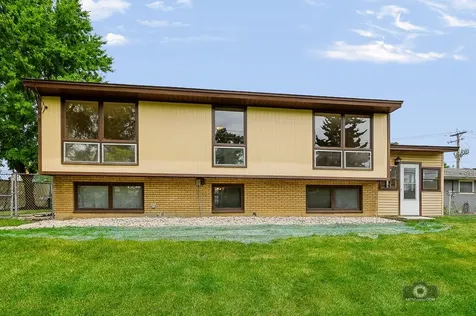 5595 155TH Street Oak Forest IL 60452