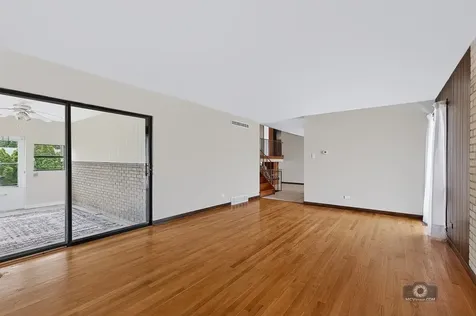 5595 155TH Street Oak Forest IL 60452