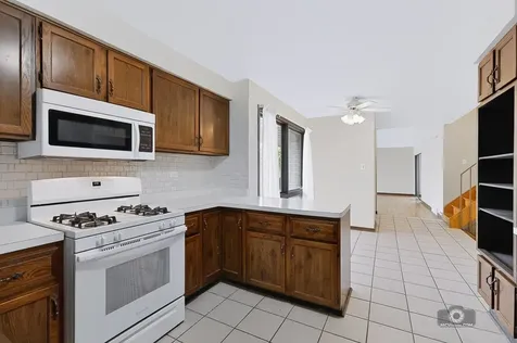 5595 155TH Street Oak Forest IL 60452