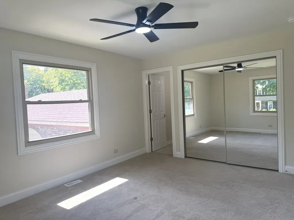 425 Carriage Hill Road Naperville IL 60565