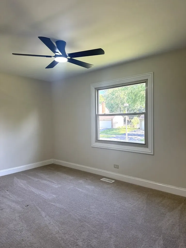 425 Carriage Hill Road Naperville IL 60565
