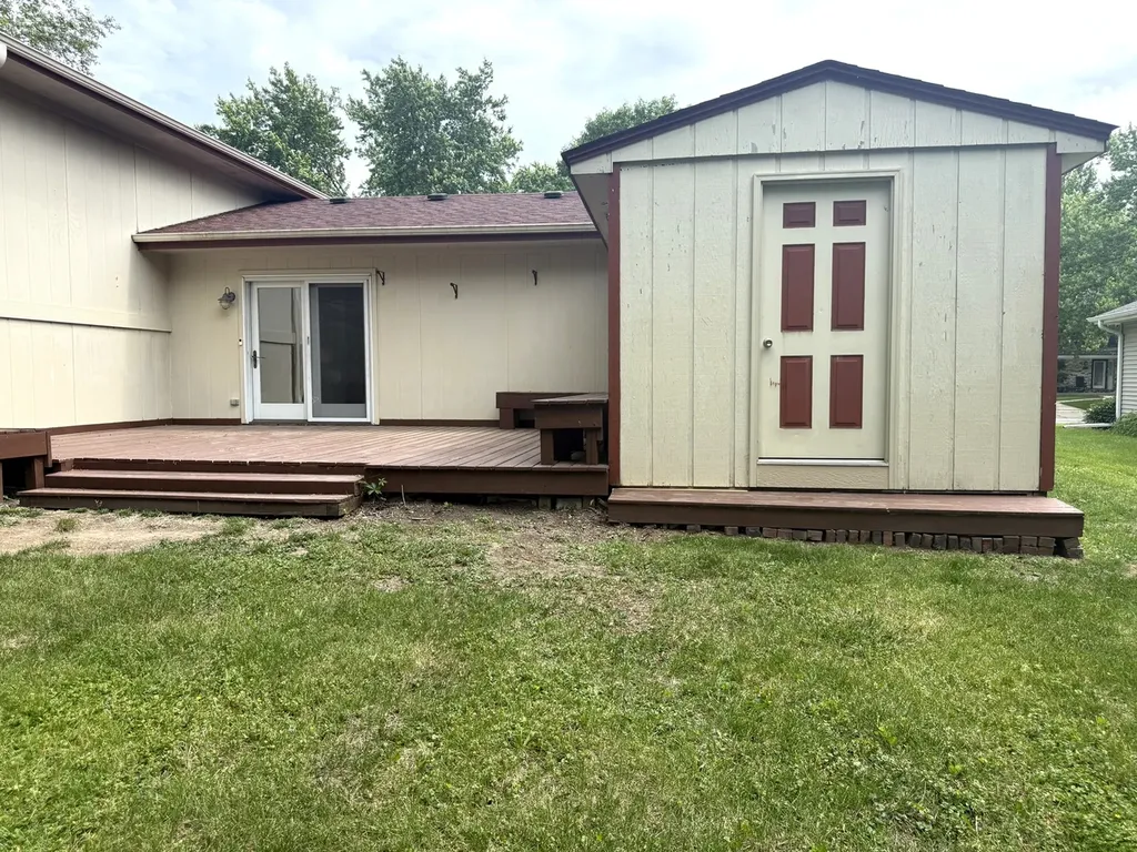 425 Carriage Hill Road Naperville IL 60565