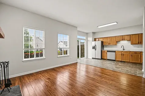 1119 Burns Lane Minooka IL 60447