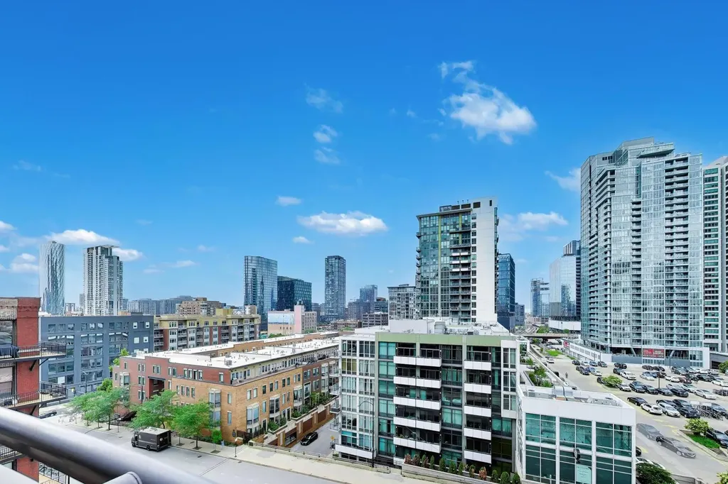 330 North Jefferson Street Chicago IL 60661