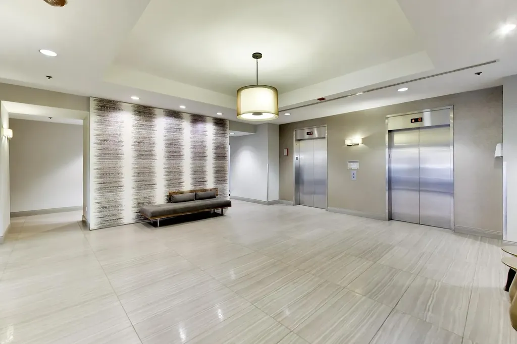 330 North Jefferson Street Chicago IL 60661