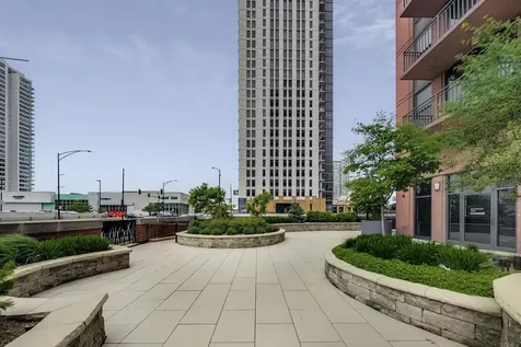 330 North Jefferson Street Chicago IL 60661