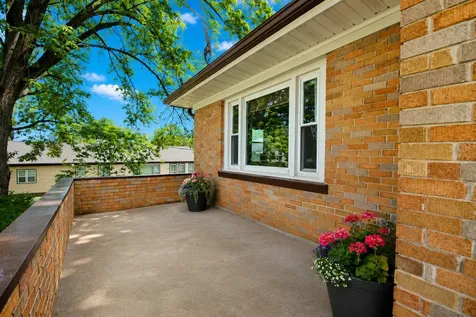 1014 University Street Dixon IL 61021