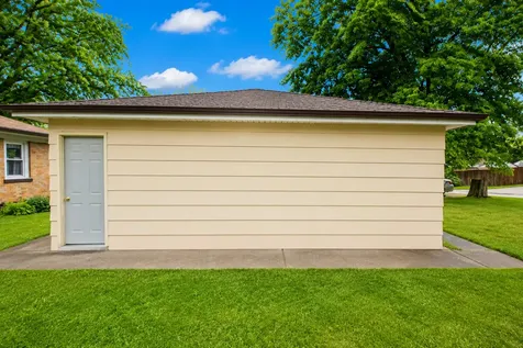 1014 University Street Dixon IL 61021