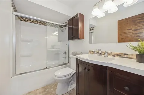 331 South 8th Avenue La Grange IL 60525