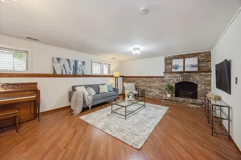 331 South 8th Avenue La Grange IL 60525