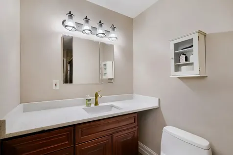 410 Manor Hill Lane Lombard IL 60148