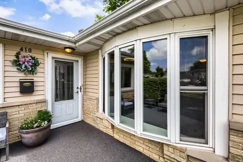 410 Manor Hill Lane Lombard IL 60148