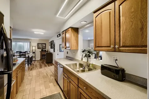 410 Manor Hill Lane Lombard IL 60148