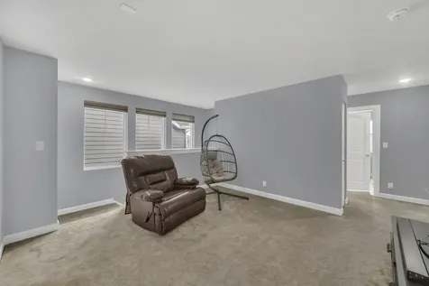 5 Nelson Lane Hawthorn Woods IL 60047