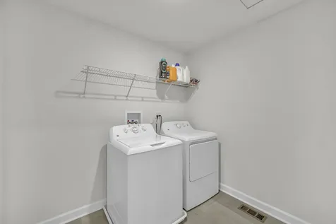 5 Nelson Lane Hawthorn Woods IL 60047