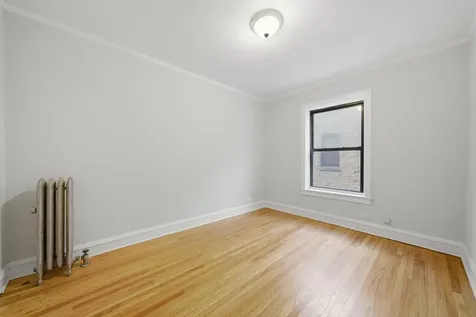 2706 North Spaulding Street Chicago IL 60647