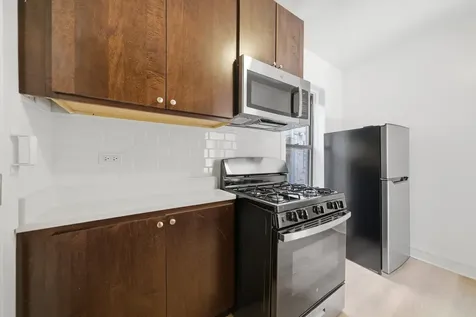 2706 North Spaulding Street Chicago IL 60647